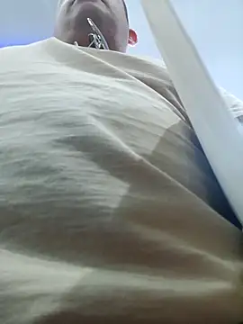 chicoguapo8 live sex cam