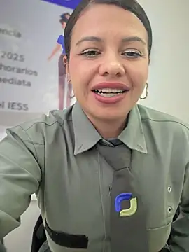 Ariana-07's cam snapshot