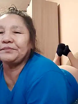 Zulfiya_Bruce live sex cam