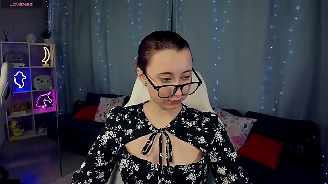 ClaraParks's cam snapshot