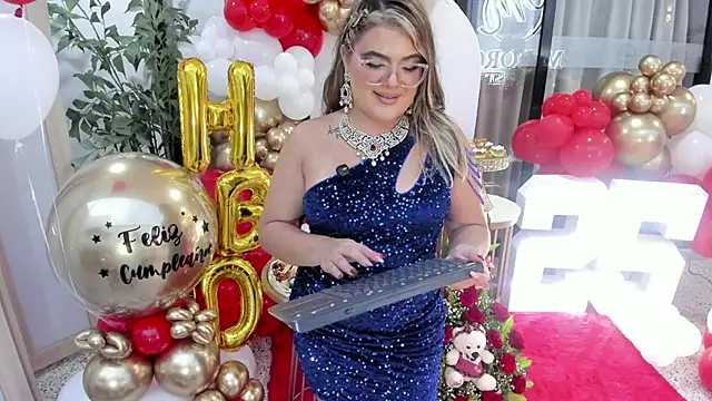 EVELIN_MASON's cam snapshot