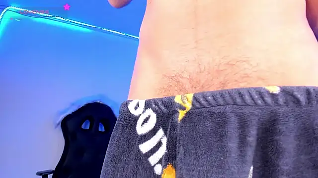 Ethan_Boyy live sex cam