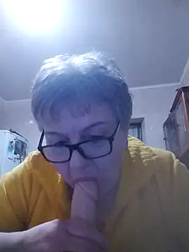 MillanaOcean live sex cam