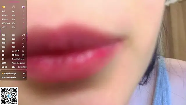 EnricaElis live sex cam