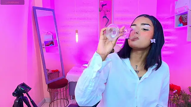 Milu_carbajal_x's cam snapshot