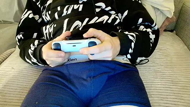 Breezydicksn's cam snapshot