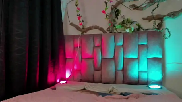 sofia__james live sex cam