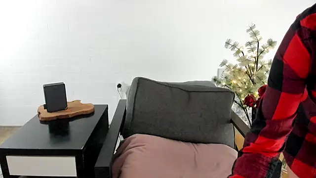 MendiPetite's cam snapshot