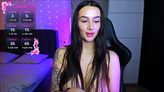 Veronica_Larsson's cam snapshot