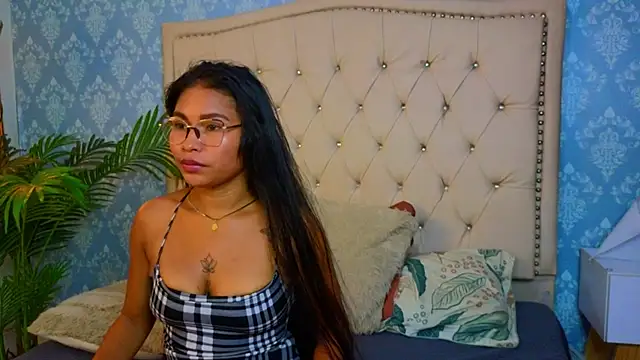 Miaa_Collinss's cam snapshot