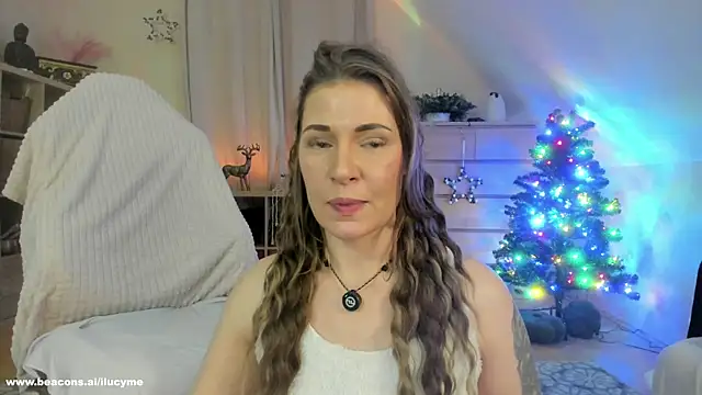 ilucyme live sex cam