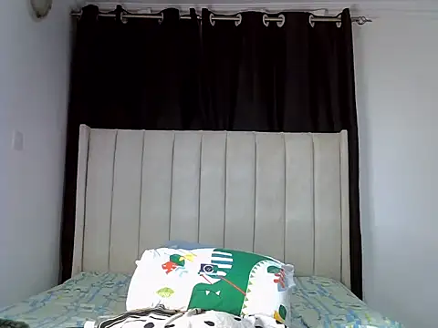 pretty_hearty live sex cam