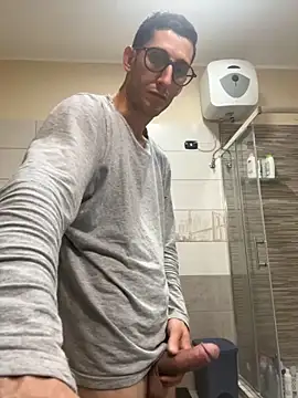 Gionnytav live sex cam