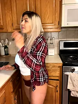 LittleMissEeve live sex cam