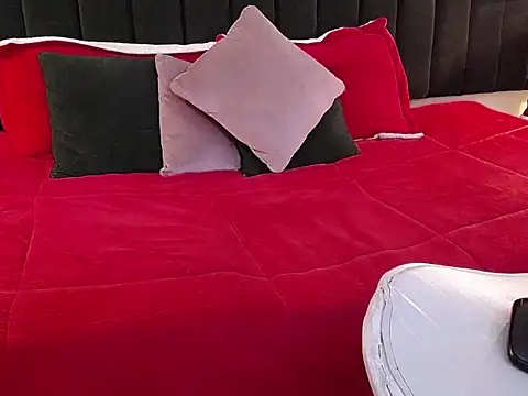 taly_foster's cam snapshot