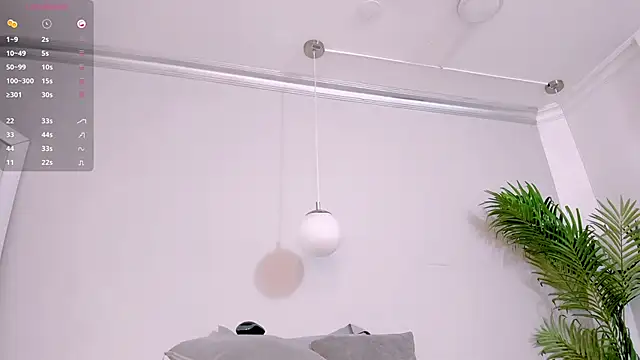 Abril_Storm live sex cam