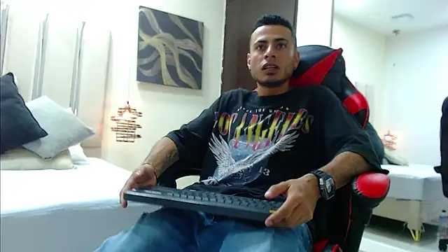 MatthewCullen's cam snapshot