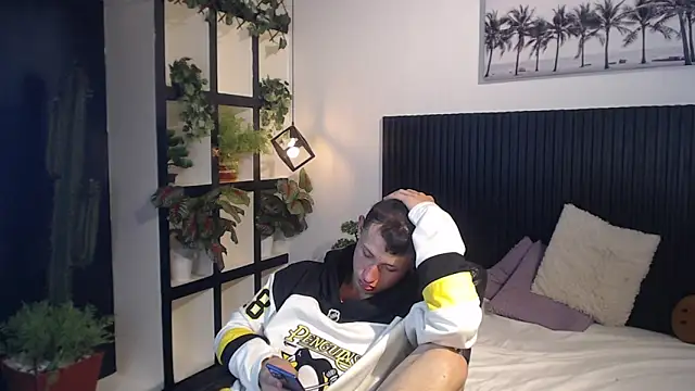 Garuo_18 live sex cam