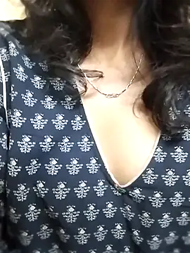 Rani_janam_'s cam snapshot