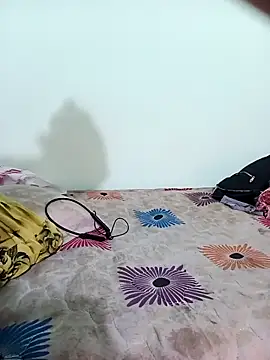 Kavya_Baby's cam snapshot