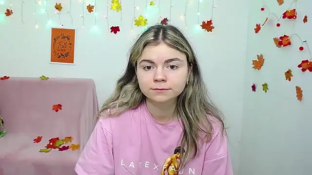 TinaRedly live sex cam