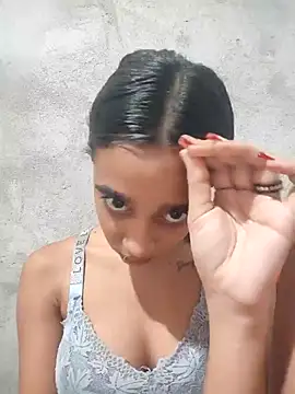 Zoe_Sweett18 live sex cam