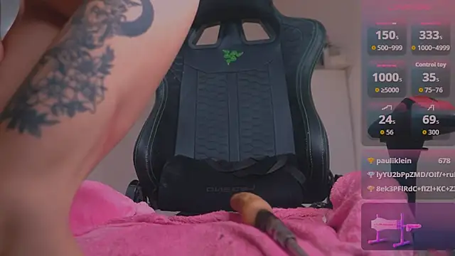 Alice_Davidson live sex cam