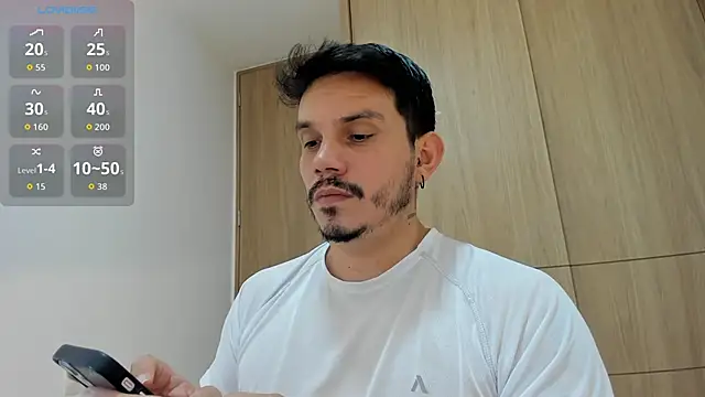 alejandro_stark live sex cam