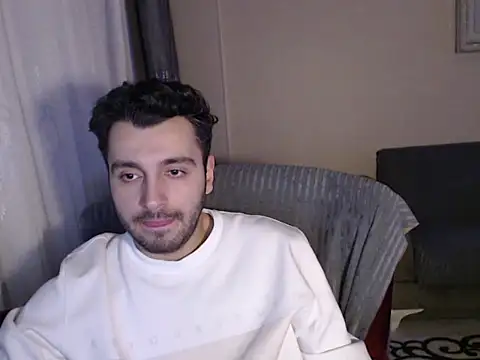 handsomeee04's cam snapshot