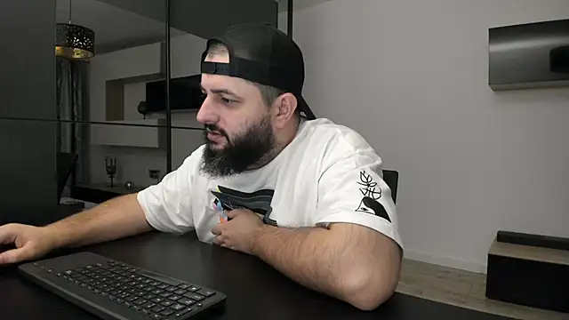 DravenPeak live sex cam