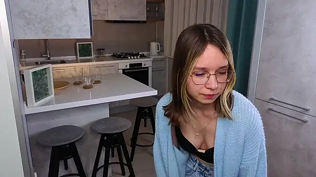 SharriDobes's web cam