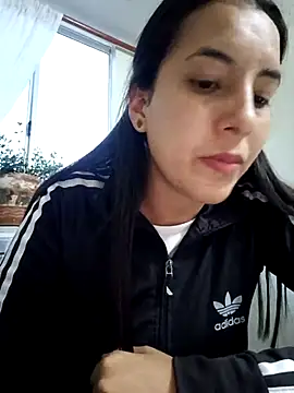 Bonny_Klote live sex cam