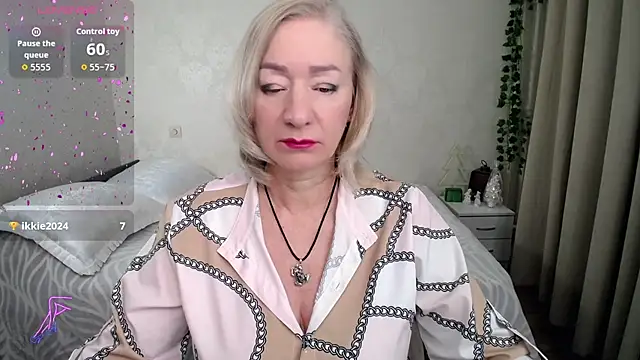 hunters_woman live sex cam