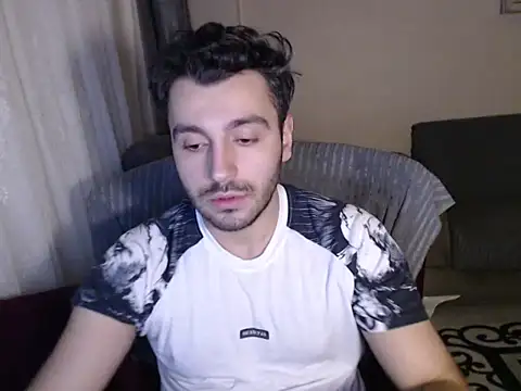 handsomeee04's cam snapshot