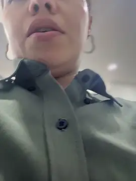 Ariana-07 live sex cam