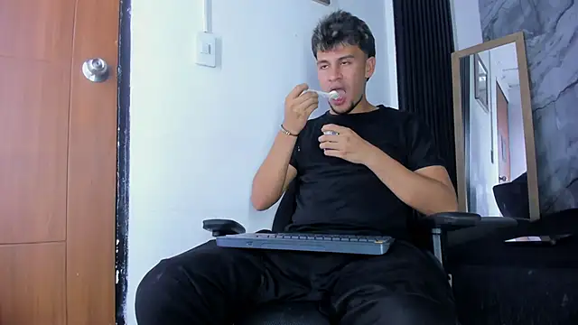 Alan-Smith1 live sex cam