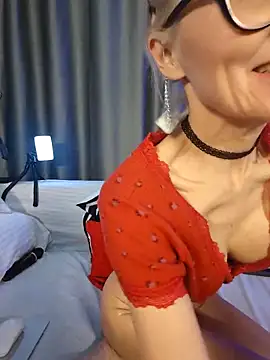 Milforja live sex cam