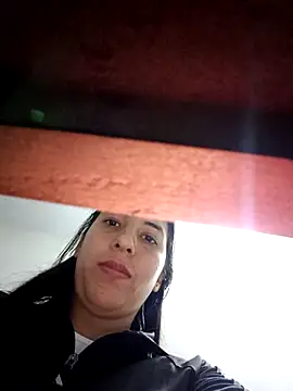 Bonny_Klote live sex cam