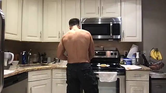 BigGuyMuscle live sex cam