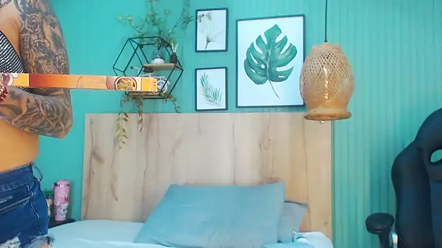 yessila_parker live sex cam