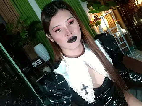 Queen_kendalx19 live sex cam