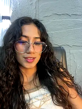 KaitlynLoveCam live sex cam