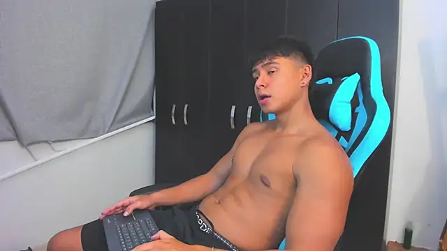 Bray_Kevin's cam snapshot