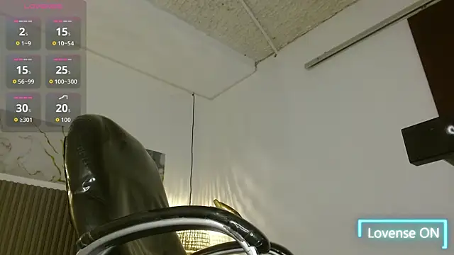 Dyla_n18's cam snapshot