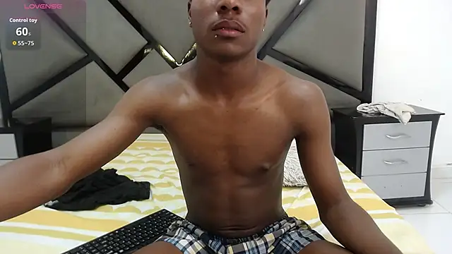 NoahJhonson69's cam snapshot