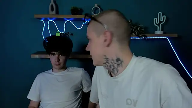 damon_rich's cam snapshot