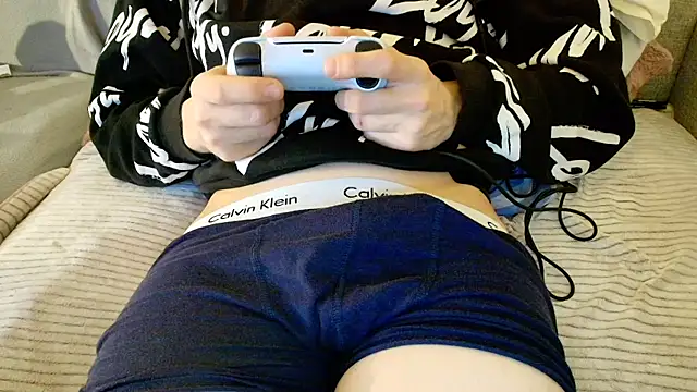 Breezydicksn's cam snapshot