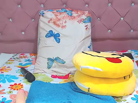 sharonbrown28's cam snapshot