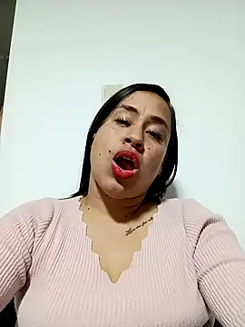 kamila_lovee's cam snapshot