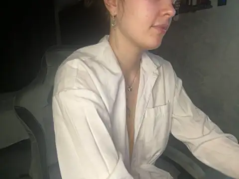 Teresa_Yung's cam snapshot